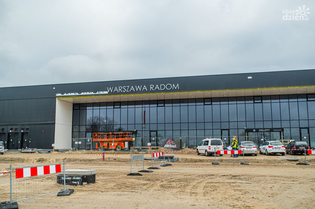 Trwają prace na radomskim lotnisku. Pierwsze loty wiosną 2023 r. 