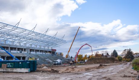Stadion coraz droższy, budowa znów przedłużona