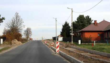 Powiat radomski realizuje inwestycje drogowe