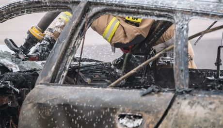 Pożar samochodów w Zdziechowie. Podpalono je?