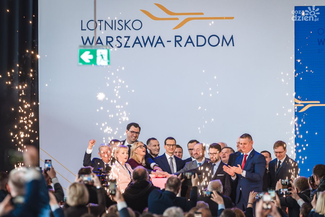 Uroczystość otwarcia Lotniska Warszawa-Radom (zdjęcia) 