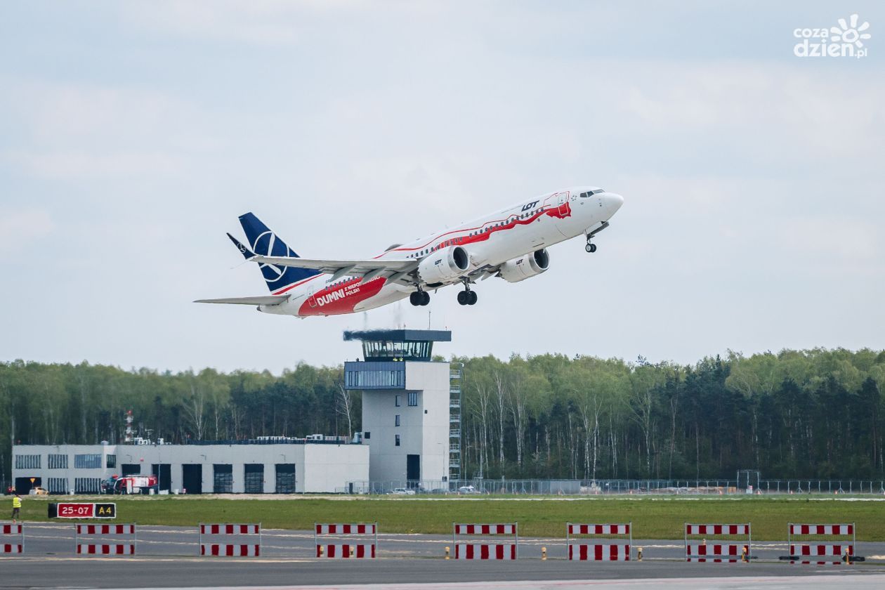 Pierwszy start samolotu z Lotniska Warszawa - Radom do Rzymu