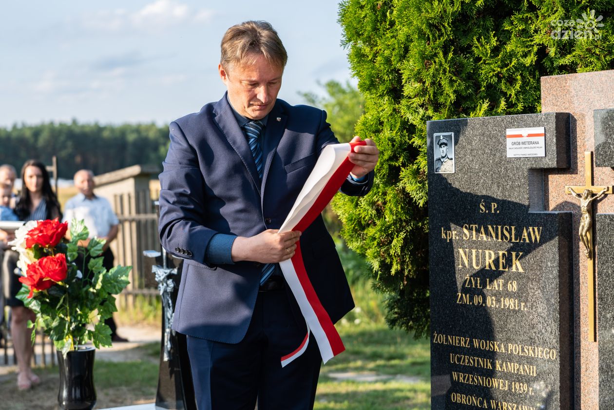 Odsłonięcie grobu weterana wojennego w gminie Przytyk (zdjęcia)