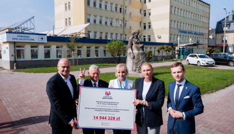 Konferencja parlamentarzystów PiS - 15 mln zł na szpital (zdjęcia)