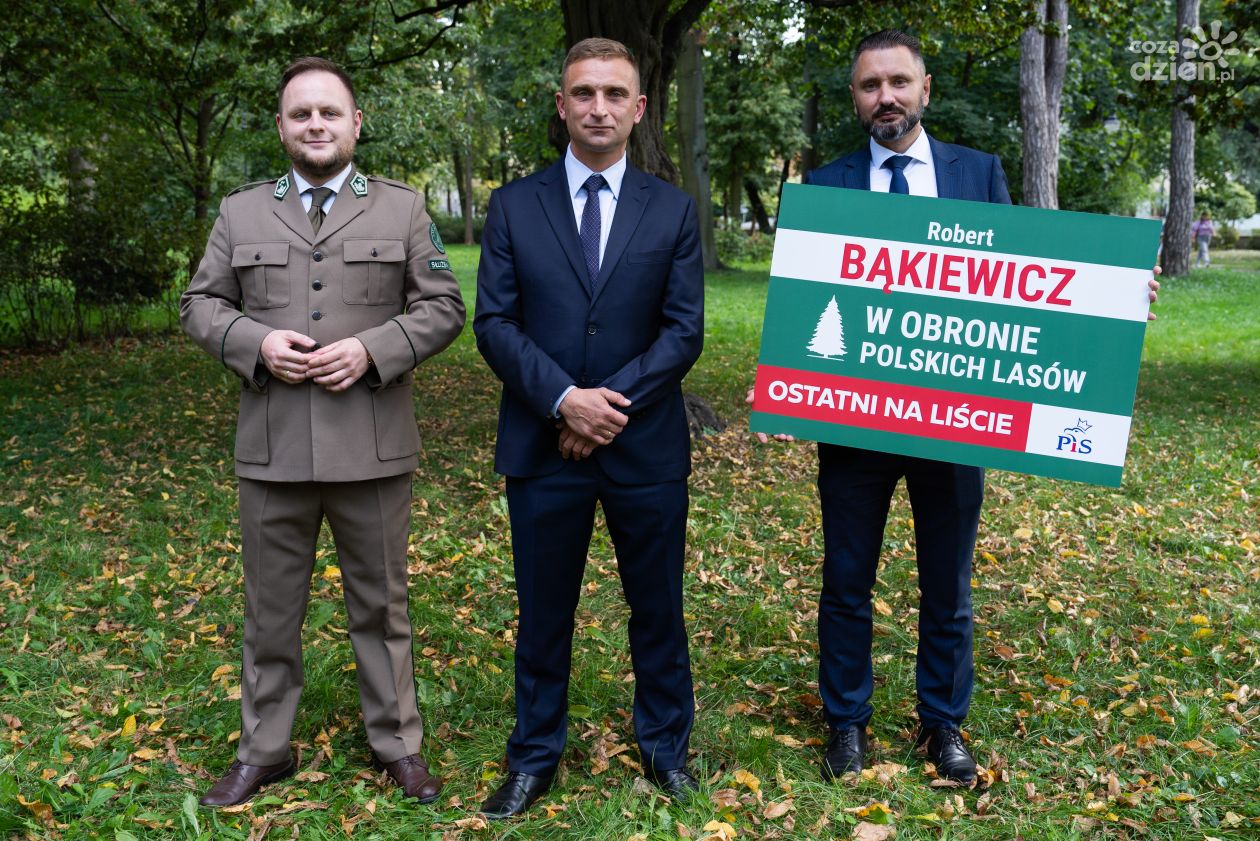 Robert Bąkiewicz w obronie polskich lasów
