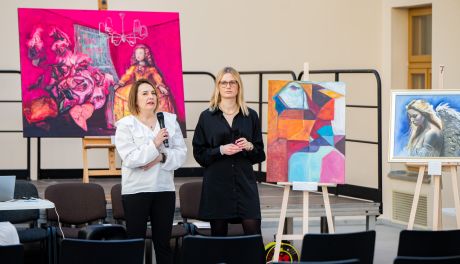 Wernisaż charytatywny „Sercem Malowane dla Szymonka Berlińskiego" (zdjęcia)