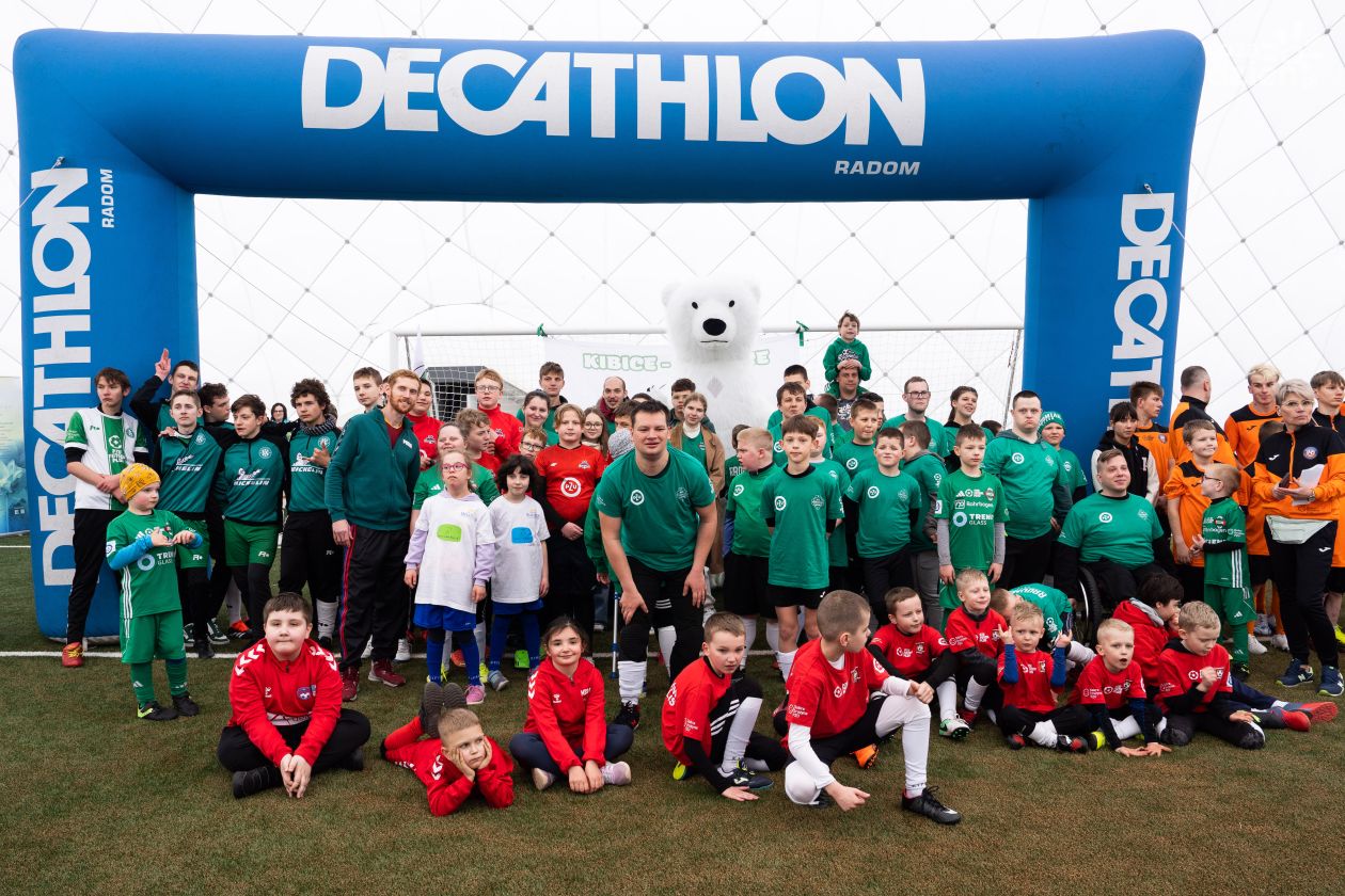 Decathlon Turniej bez Granic - Piłkarski Turniej Osób Niepełnosprawnych w Radomiu (zdjęcia)
