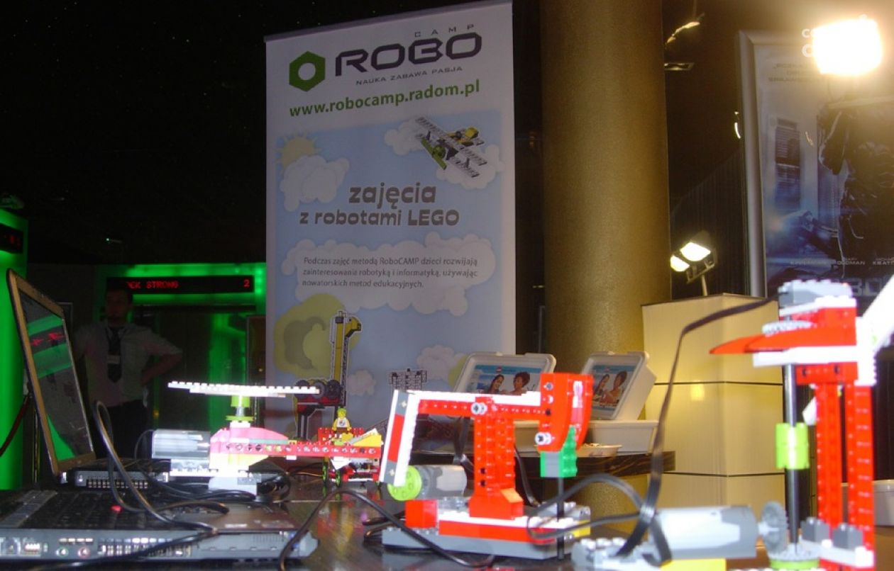 Ferie z robotami LEGO w Radomiu